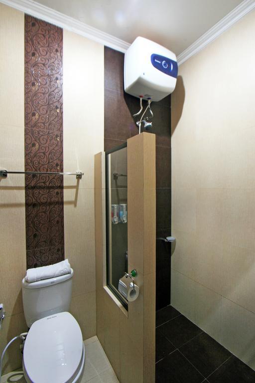 D Ajenk Boutique Guesthouse Kejayan Habitación foto